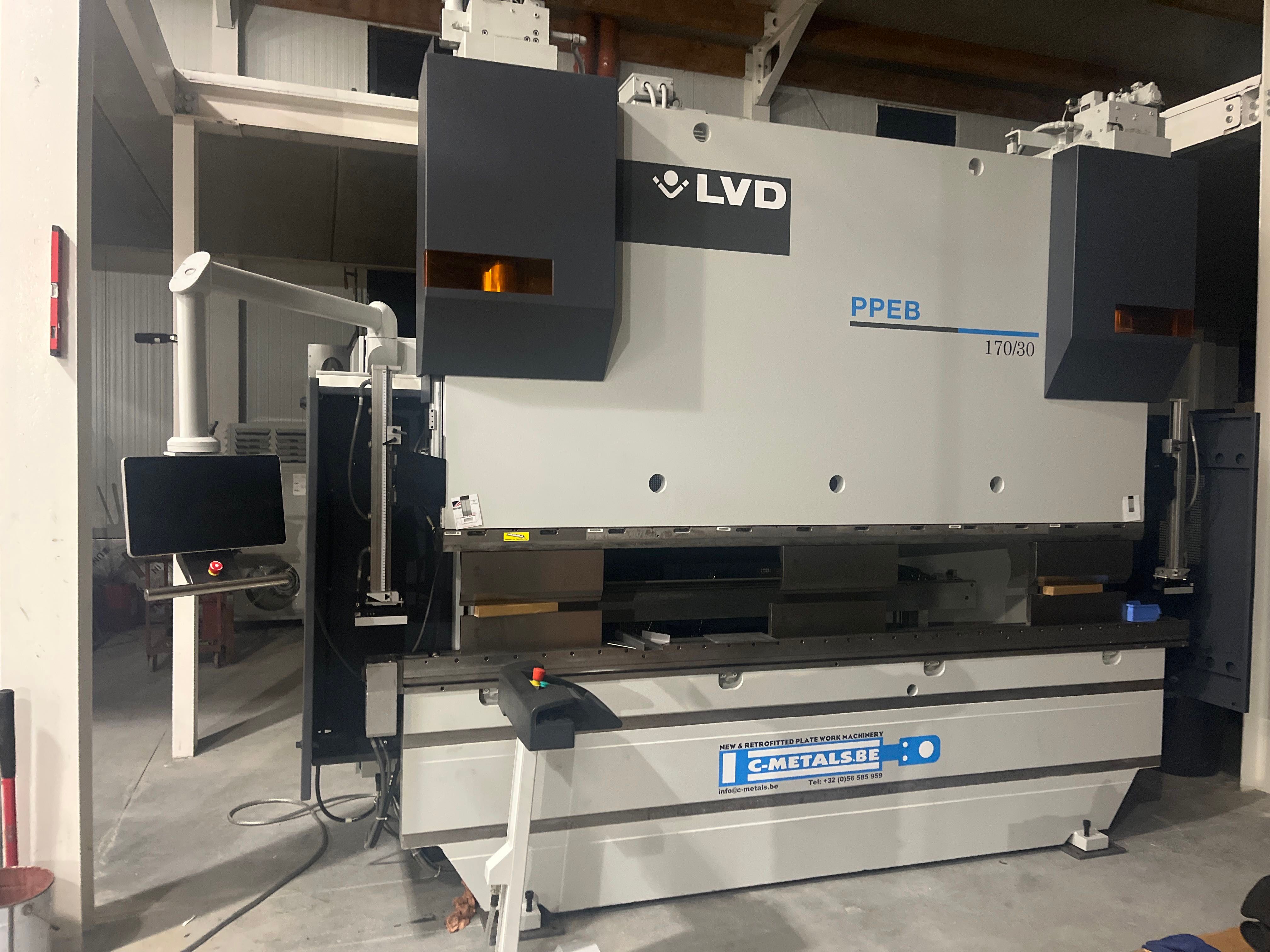 Bending Presses/LVD PPEB-8 170/30