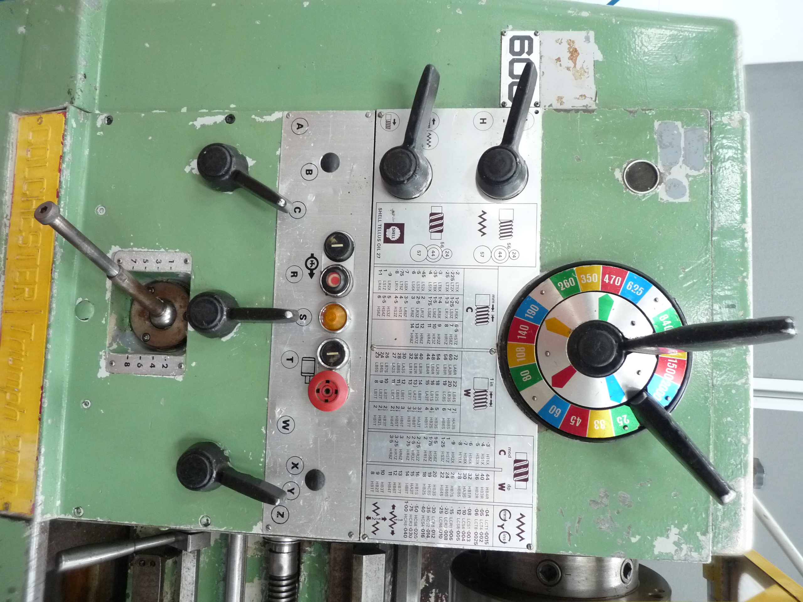 Centre Lathes/Triumph 2000 Gap Bed Centre Lathe L80129.01