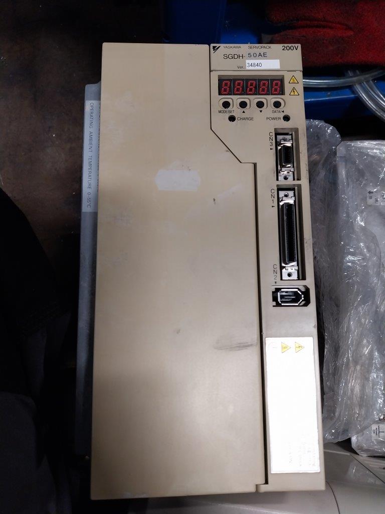 Other Machines/Yaskawa 5KW inverter 200 VAC 3 phase SGDH-50AE (4515)