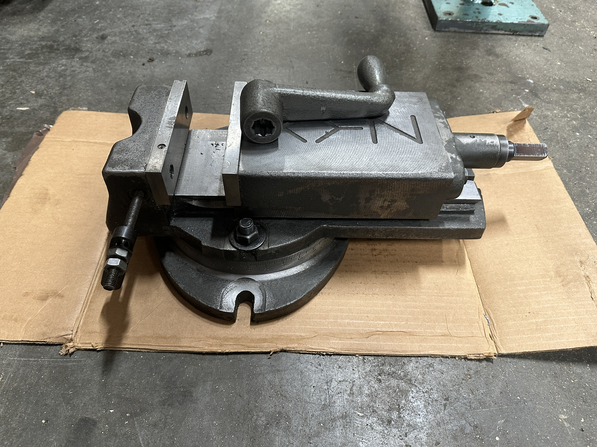 Vise/Used XYZ Machine Vice (4762)