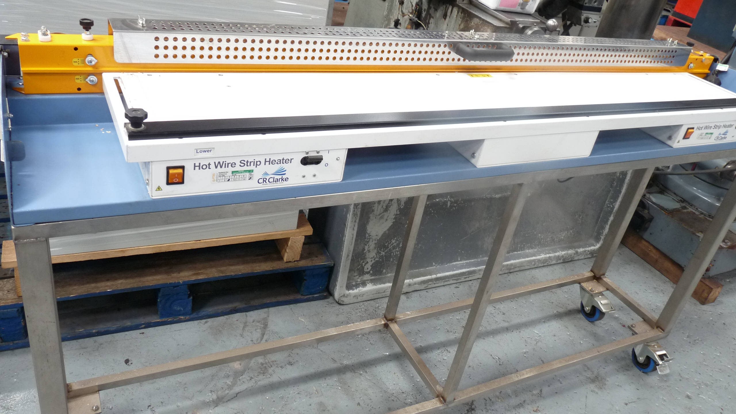 Forming/1500D Hot Wire Strip Heater