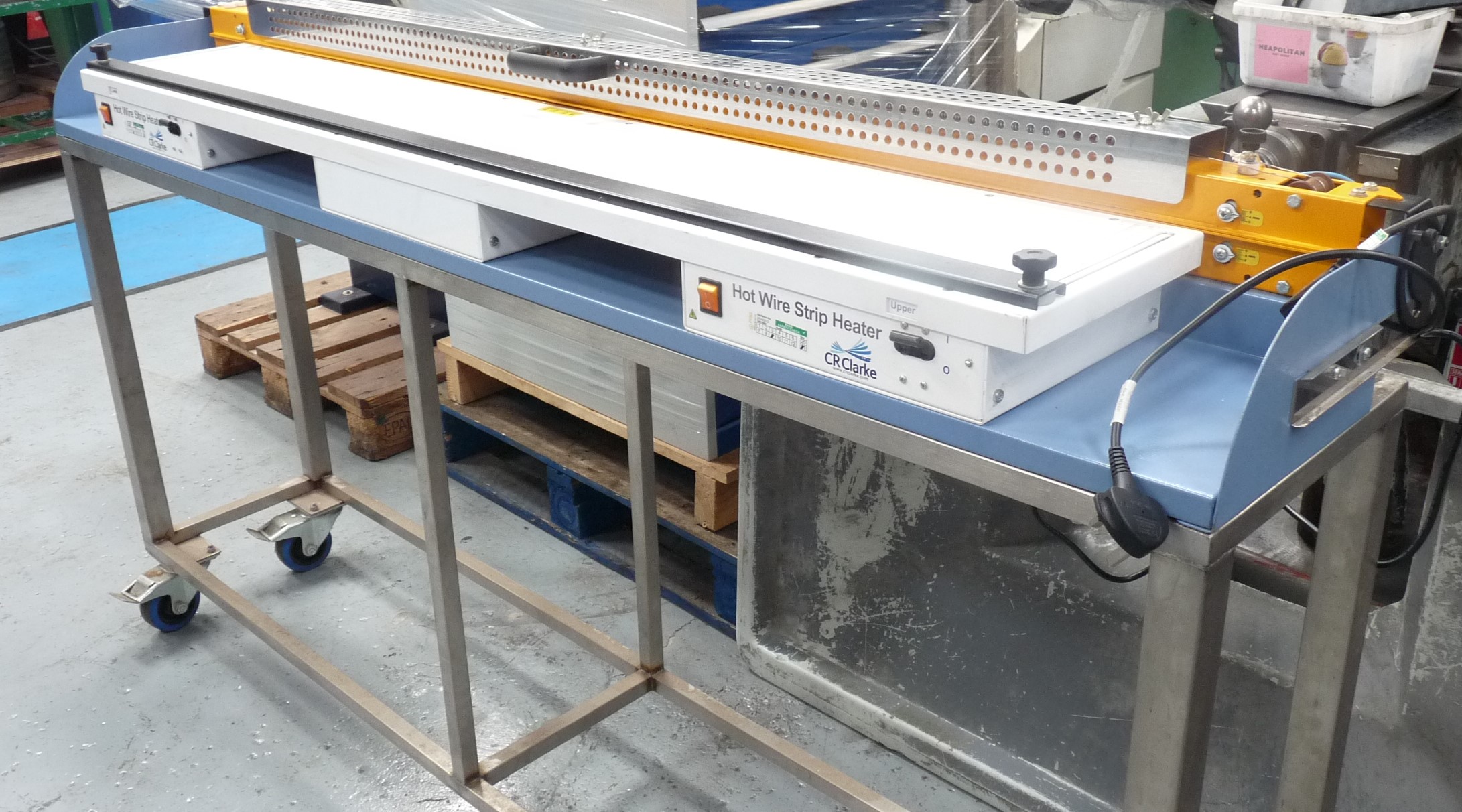 Forming/1500D Hot Wire Strip Heater